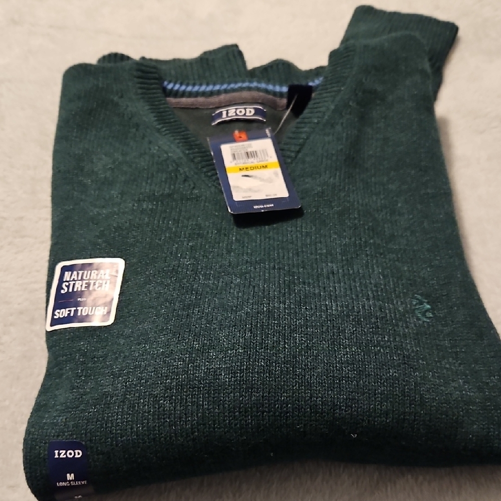 Izod Men's Dark Green V-Neck Sweater